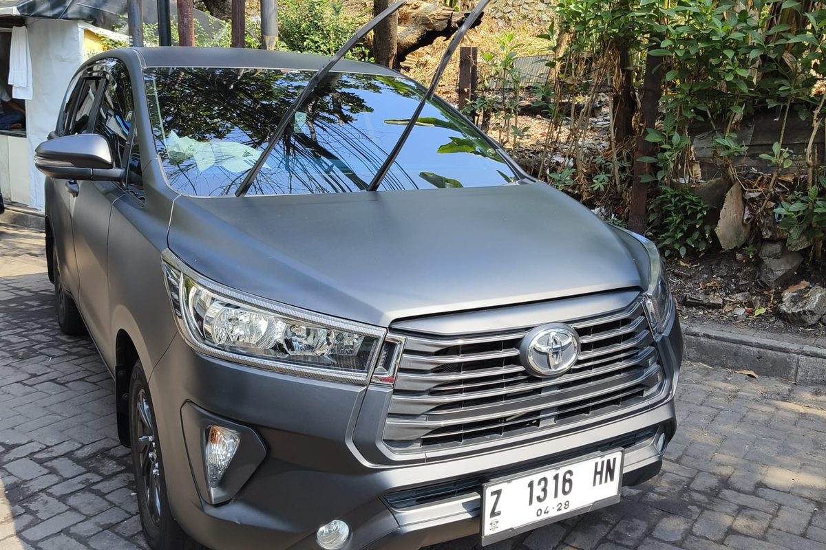 Innova Reborn by Bandung Driver, 9 passengers